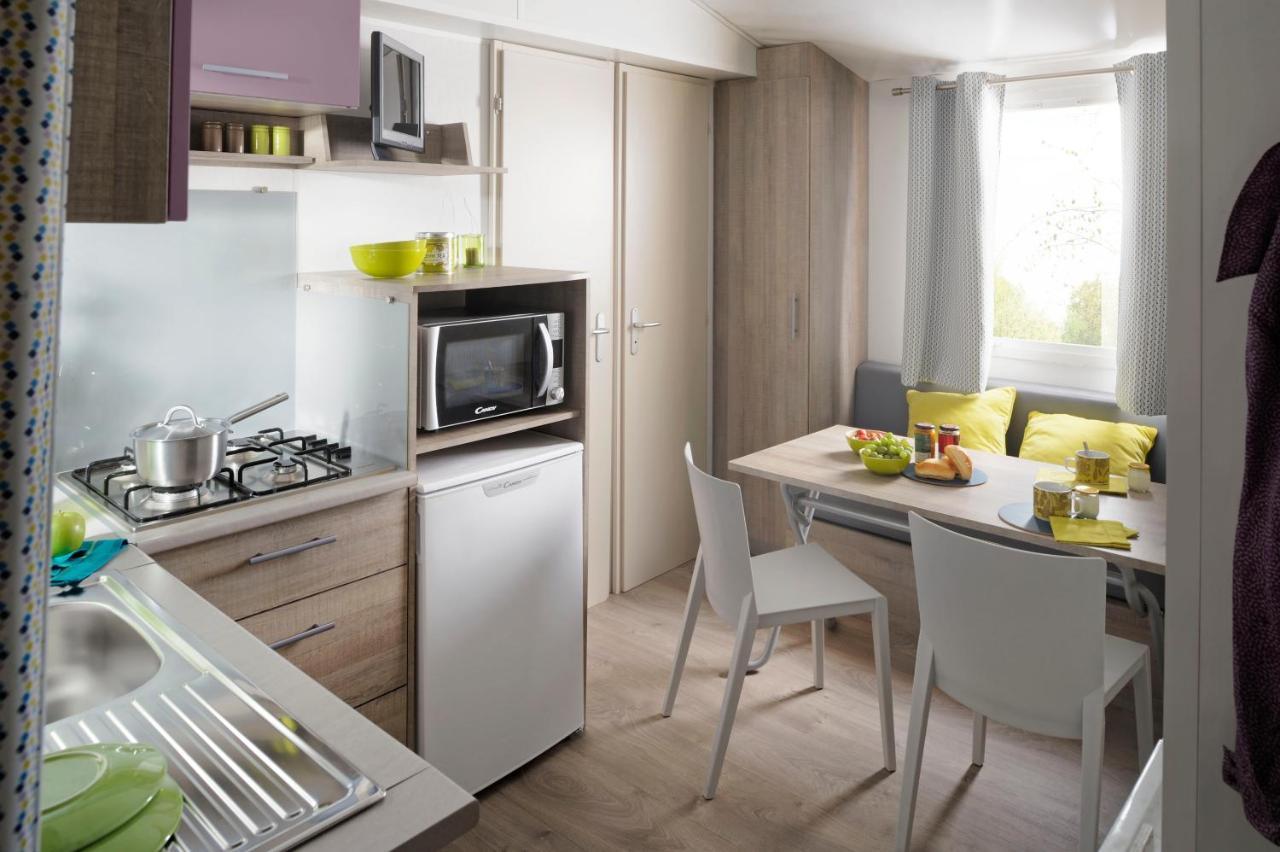 Camping Le Robinson Otel Colleville-sur-Mer Dış mekan fotoğraf