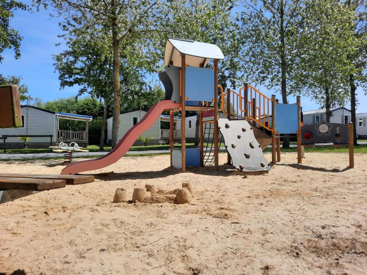 Camping Le Robinson Otel Colleville-sur-Mer Dış mekan fotoğraf