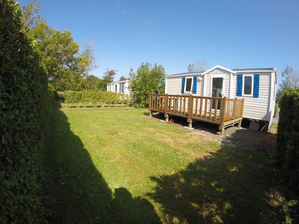 Camping Le Robinson Otel Colleville-sur-Mer Dış mekan fotoğraf